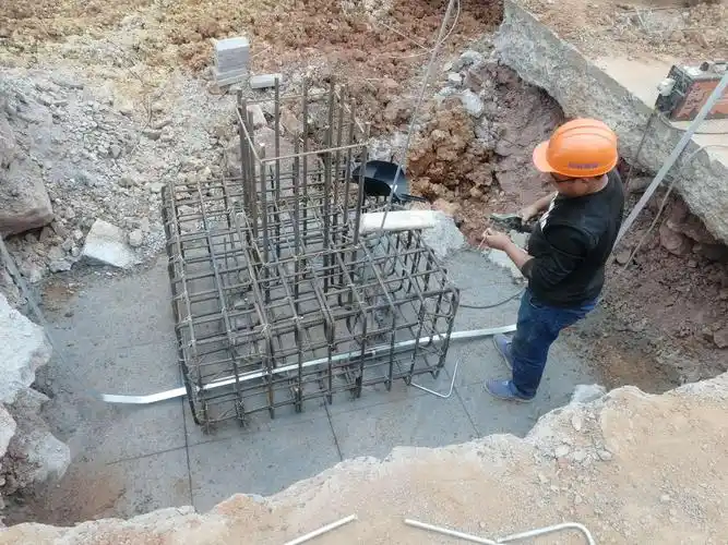 2.雨棚独立承台基础接地焊接及预留