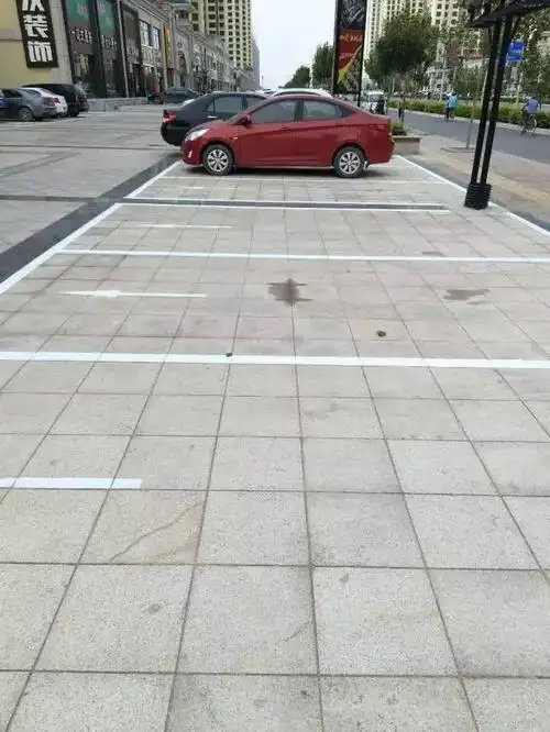 创城进行时辛集街头新施划的停车位怎么停才不会被罚