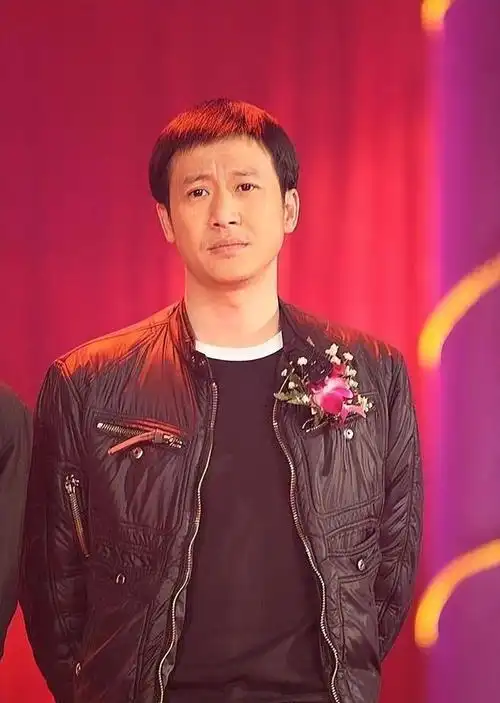 带娃娶小7岁美女演员,如今成人生赢家|话剧|陈宝国|士兵突击_网易订阅