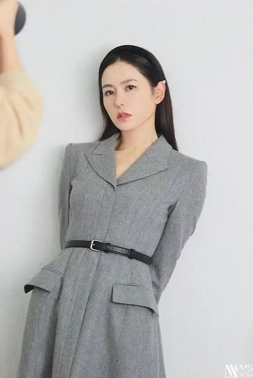 鹿煖通过花瓣iphone客户端采集于2021-02-11 00:18:00孙艺珍韩剧最美