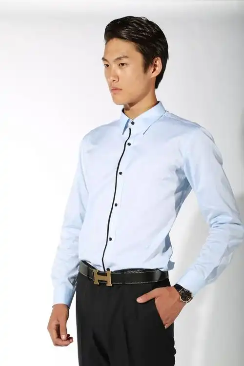 就被众多导演,编剧看重,主演或参演电影电视剧,像杜鹃,何穗,李晨等