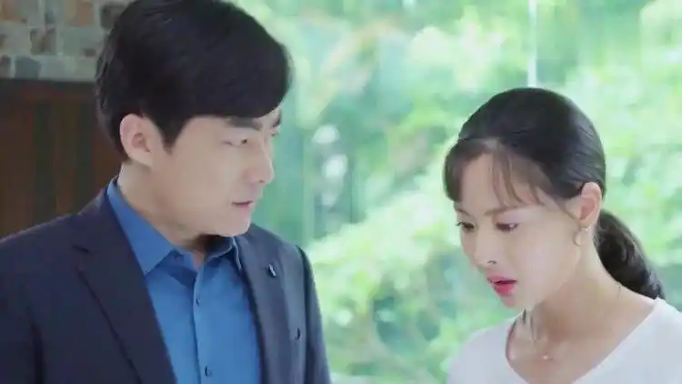 梅花儿香渣男抛弃结发妻子拿出离婚协议书梅花伤到心底