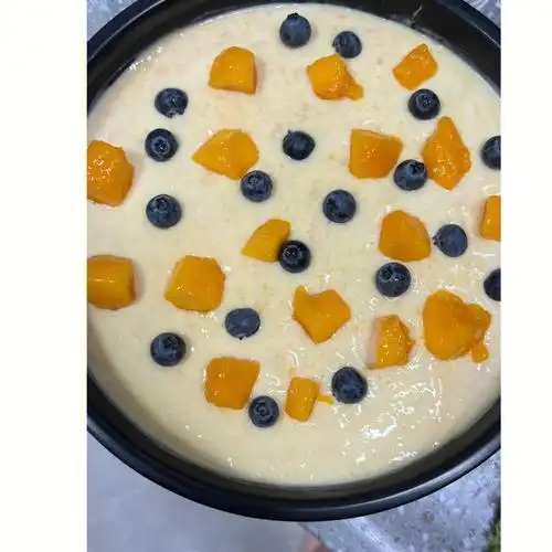 自制芒果蓝莓慕斯蛋糕