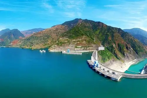 拒绝炎热拥抱清凉带您360度品盐边滋味