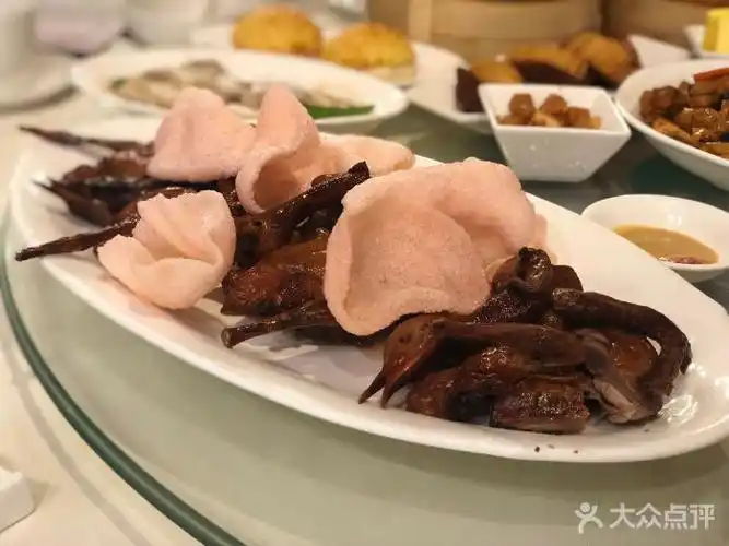 潮福城(轮渡店)烤乳鸽图片