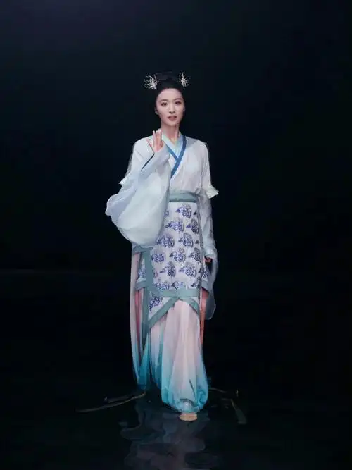 王楚然古装造型