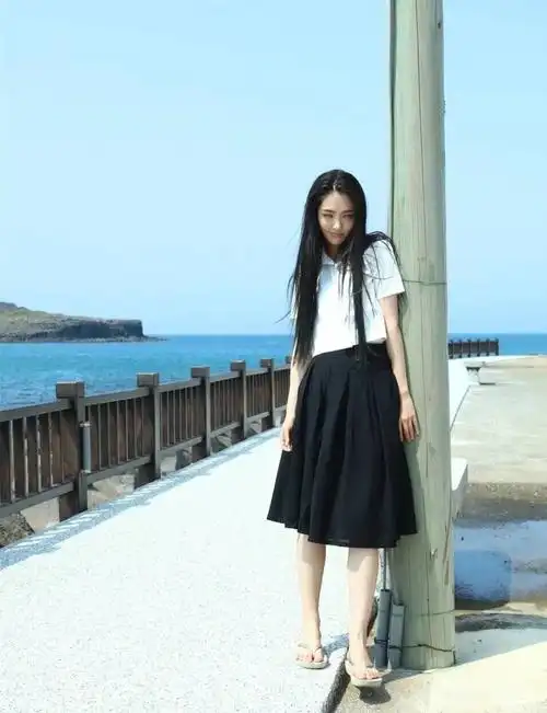 郭碧婷娱乐圈第一大脚女明星