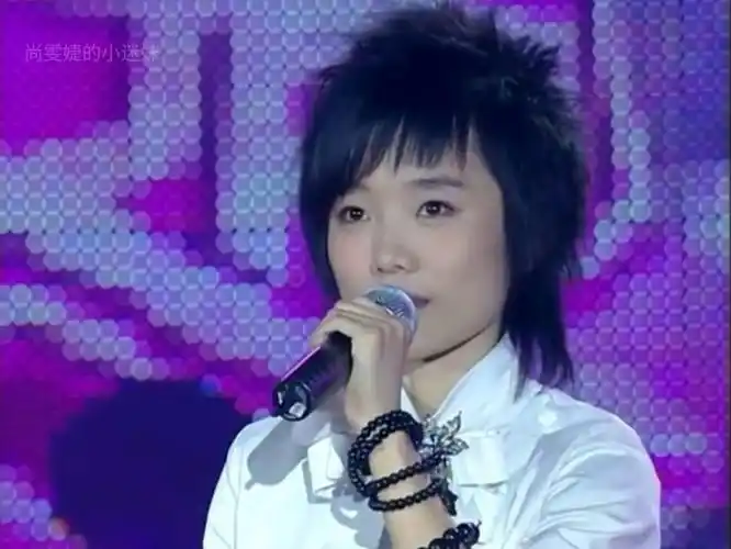 2006超级女声6进5 许飞pk演唱《那年夏天》