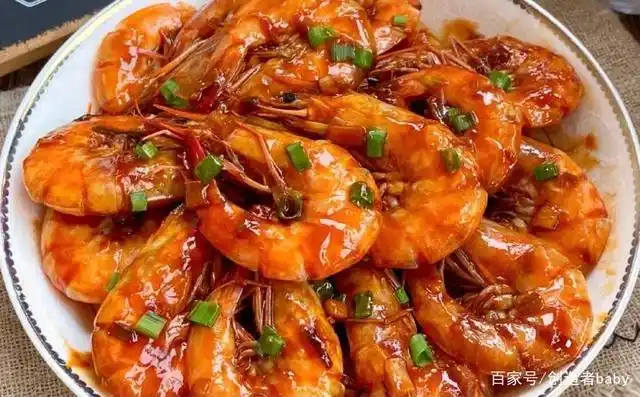 大虾这么做就没输过,一家人两盘不够吃,满满酱汁太过瘾