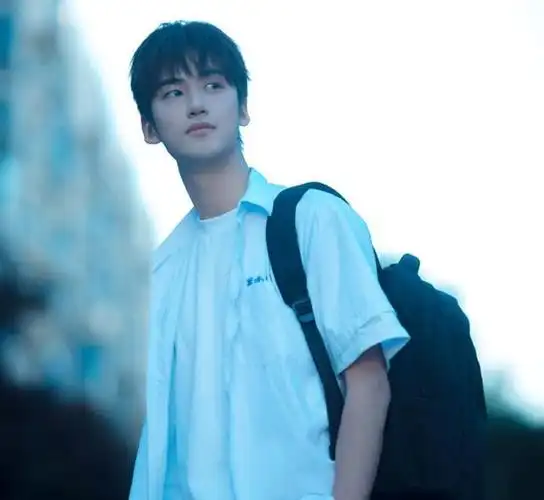 回顾:"意外"去世的13位明星,多位死因成谜