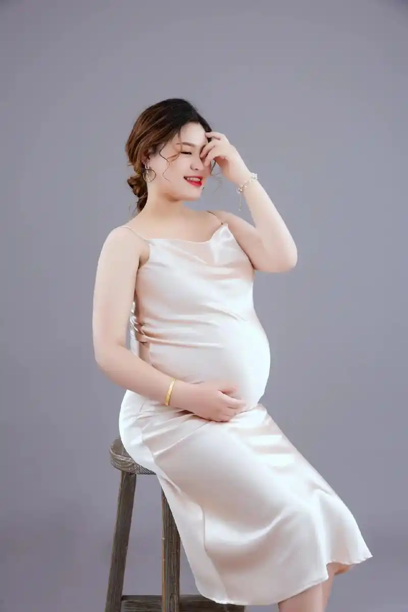 孕妇照的意义不在于几张写真,而是送给十月怀胎的自己一份难忘的 - 抖