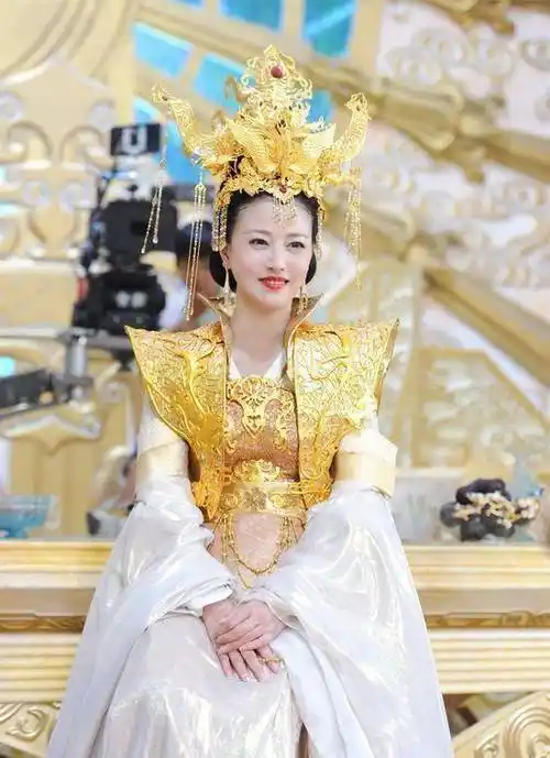 周海媚52岁又怎么样?