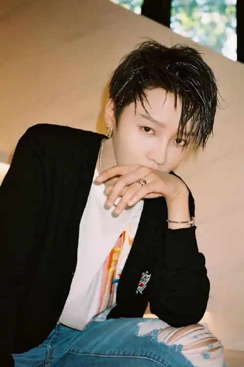 刘雨昕每日都想和姐姐谈恋爱@the9-刘雨昕