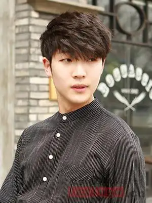 男士冬季短发发型 俊秀帅气元旦超抢眼(5)-男生发型