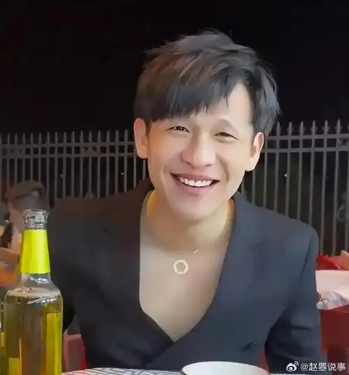 宋小宝化身型男爱豆了,会跳舞又长相帅气……|宋小宝_新浪新闻