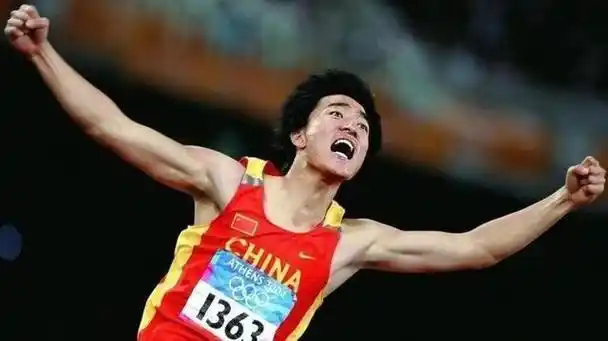 13秒39破纪录夺冠17岁新刘翔横空出世110米栏再出巨星