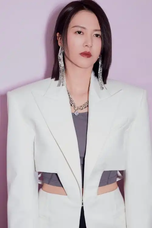 来自谭维维工作室 - 微博