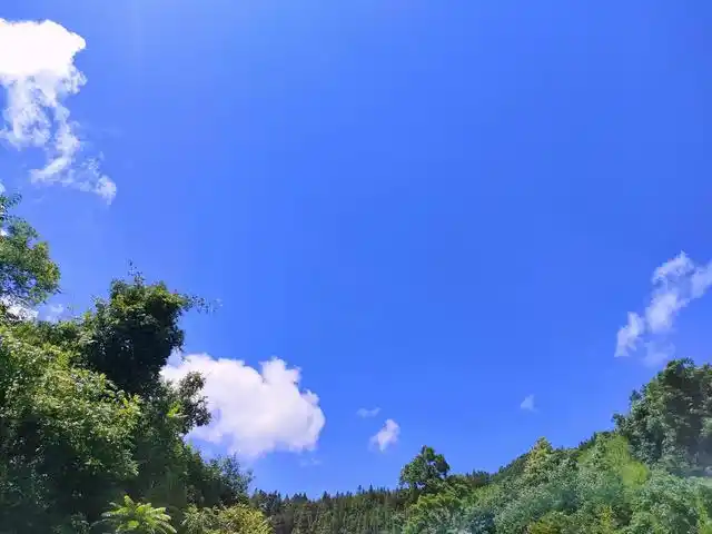 绝美蓝天白云自然美景图