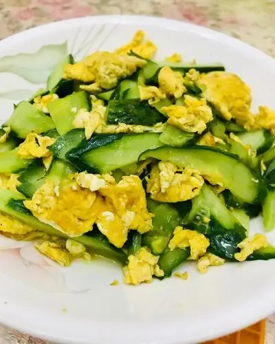 terry-wang做的黄瓜炒鸡蛋