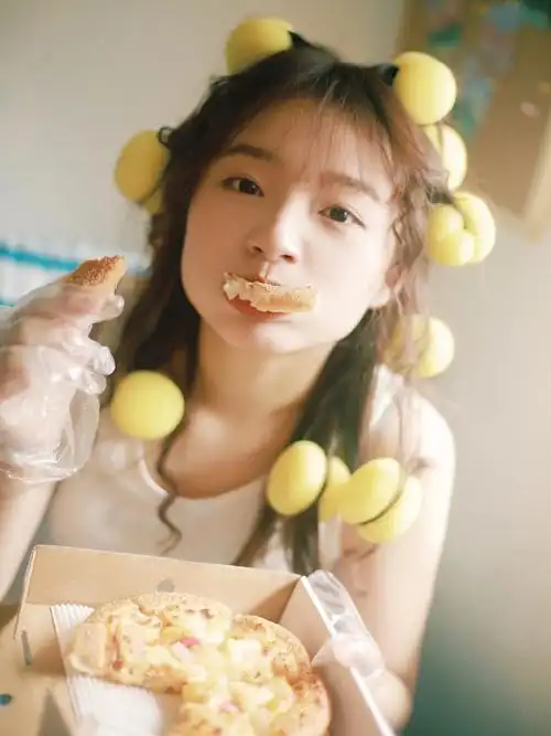 夏日女友女孩子多吃零食才可爱