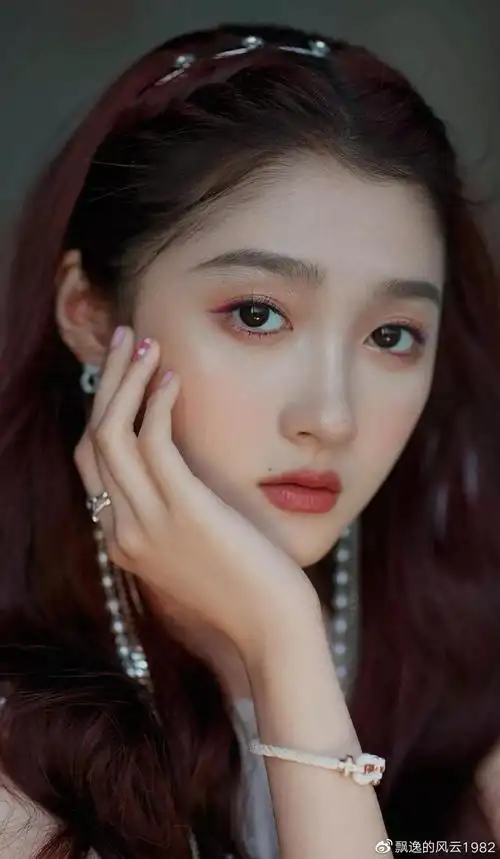 关晓彤高清壁纸图集