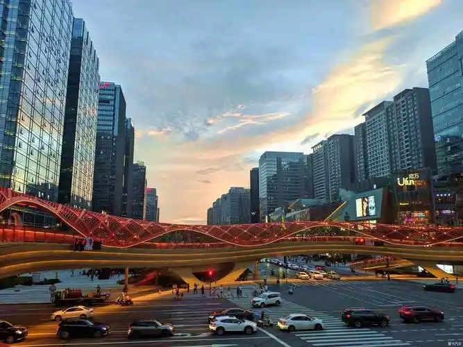 > 夜色中的网红天桥 ~ 交子之环