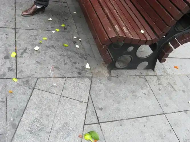 周末的浒山步行街,要文明!