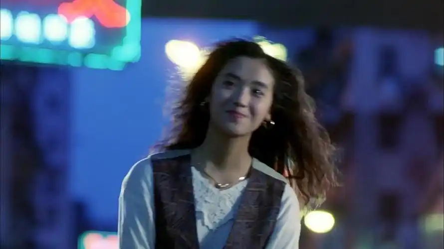 1990天若有情之追梦人乖乖女就这么穿赛博朋克的香港夜景吴倩莲