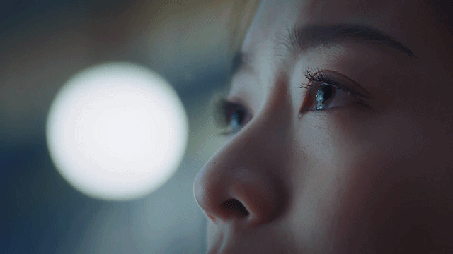 张雪迎看哭我了# 哭戏一直很绝,美女落泪[.