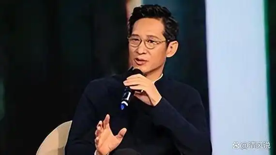 老戏骨王劲松被扎40针,泼12桶冷水,为何怒斥小鲜肉不要脸