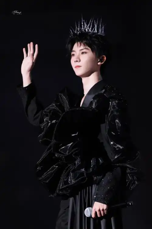 马嘉祺楼间楼演唱会##马嘉祺灿烂的花园