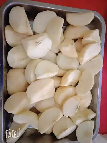 皇家贝贝幼儿园(八里湾园)中二班《食养人生》之香甜苹果派