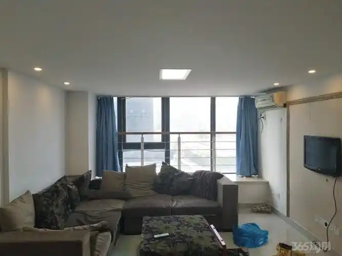 合景峰汇国际2室2厅1卫48平米整租精装