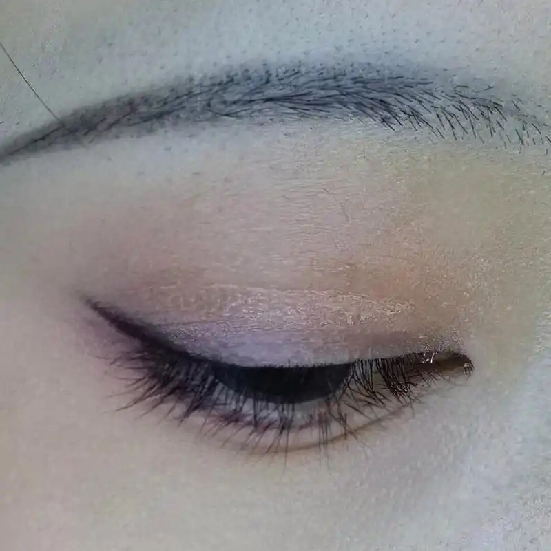 今天给大家分享一款超美的汉服眼妆99——粉紫色自然系温柔风96!