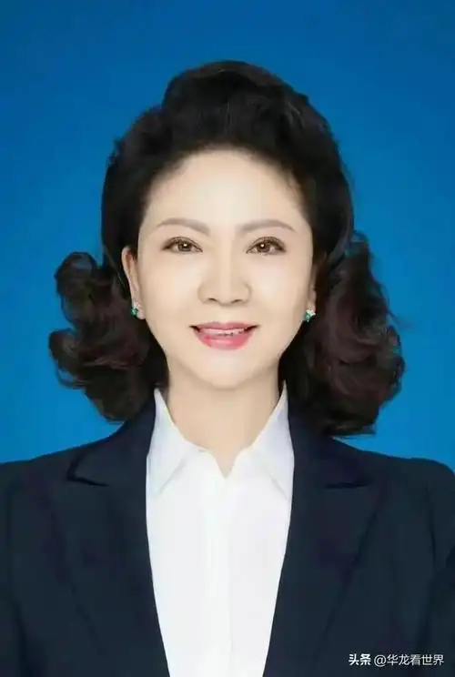 网友曝光戴璐多张珍贵照片,称多处不合理_网易订阅