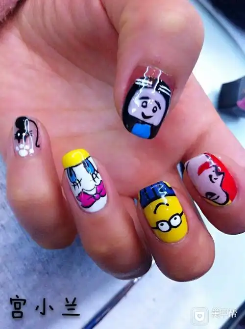 方圆形手绘可爱黄卡通大集合美甲图片