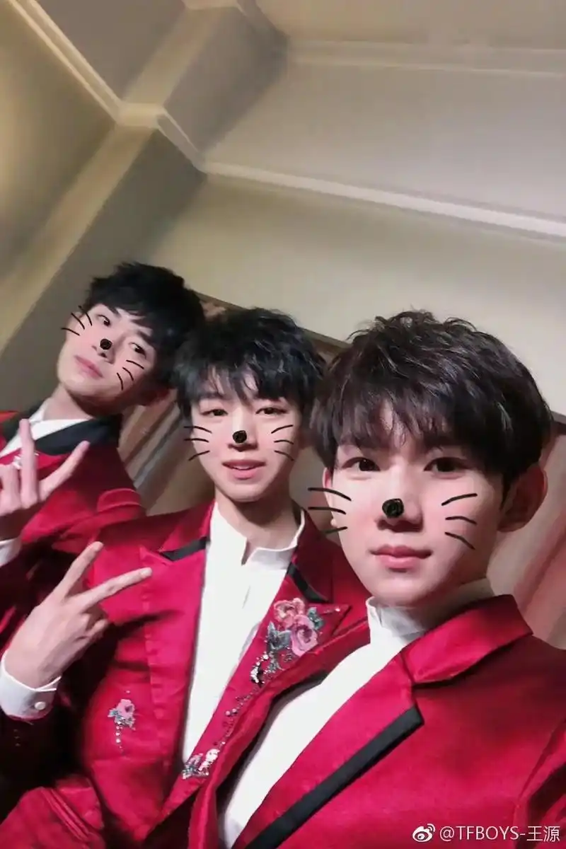 宝贝出道九周年快乐呀#易烊千玺 #tfboys出道九周年 # - 抖音