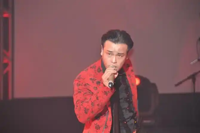 承接张国荣模仿秀阿杰演出13710645624 qq737149208