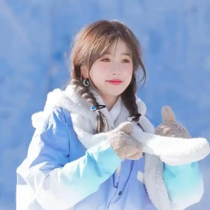 小狗心心的雪地头像噜 太可爱啦#虞书欣 #虞书欣esther - 抖音