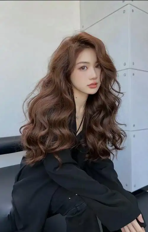 脸大的女生发型推荐