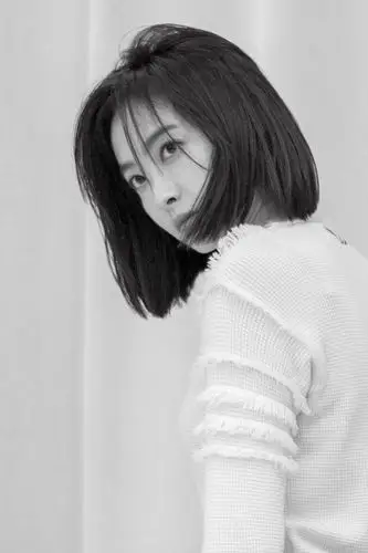 宋茜《热血街舞团》练舞花絮照曝光 眼神坚定专注愈显帅气