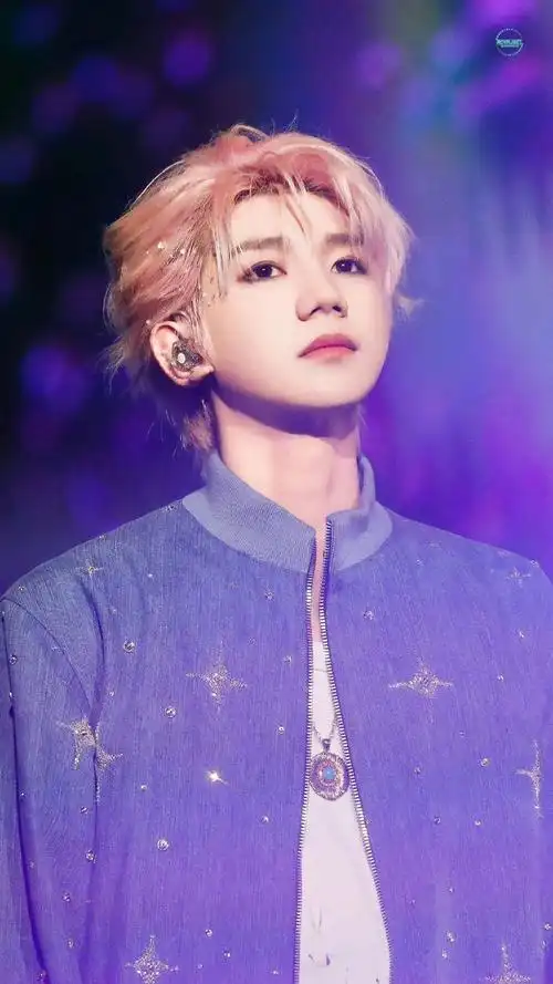 王源头发染了七个半小时