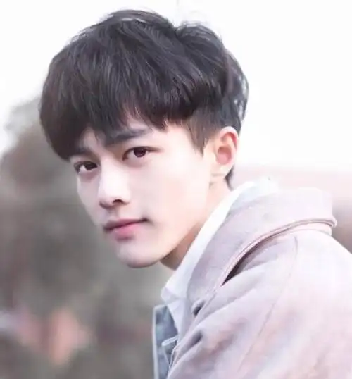 2021韩式男发型短发,韩式明星同款发型