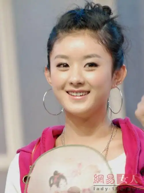 《陆贞传奇》赵丽颖疑整容 "大饼脸"蜕变v脸女神