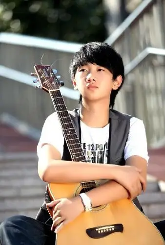 汪苏泷的个人资料