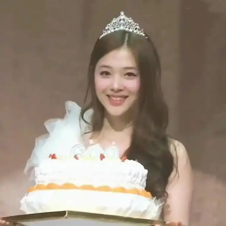 崔雪莉#崔真理#生日快乐 sulli永远25岁,祝真理来生 - 抖音