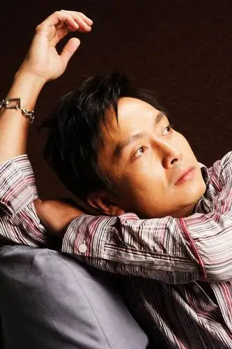 p>谢君豪,1963年3月23日生于中国香港,中国香港影视演员.