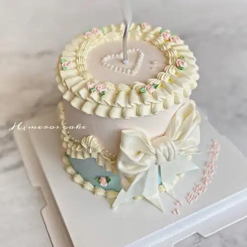 氛围感少女蛋糕