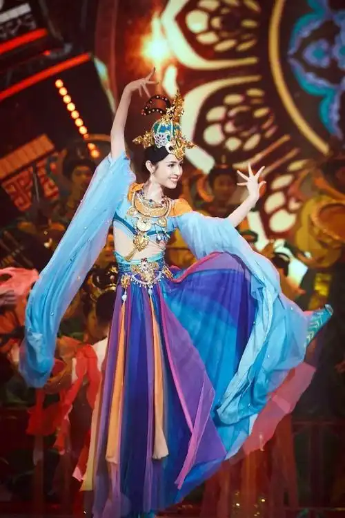 敦煌飞天相孟佳杨颖一战成名林青霞颠倒众生佟丽娅最惊艳