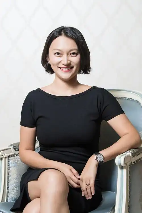 柳甄出席乐天行动派公益盛典一份爱的实现仅需要一分钟科学中国